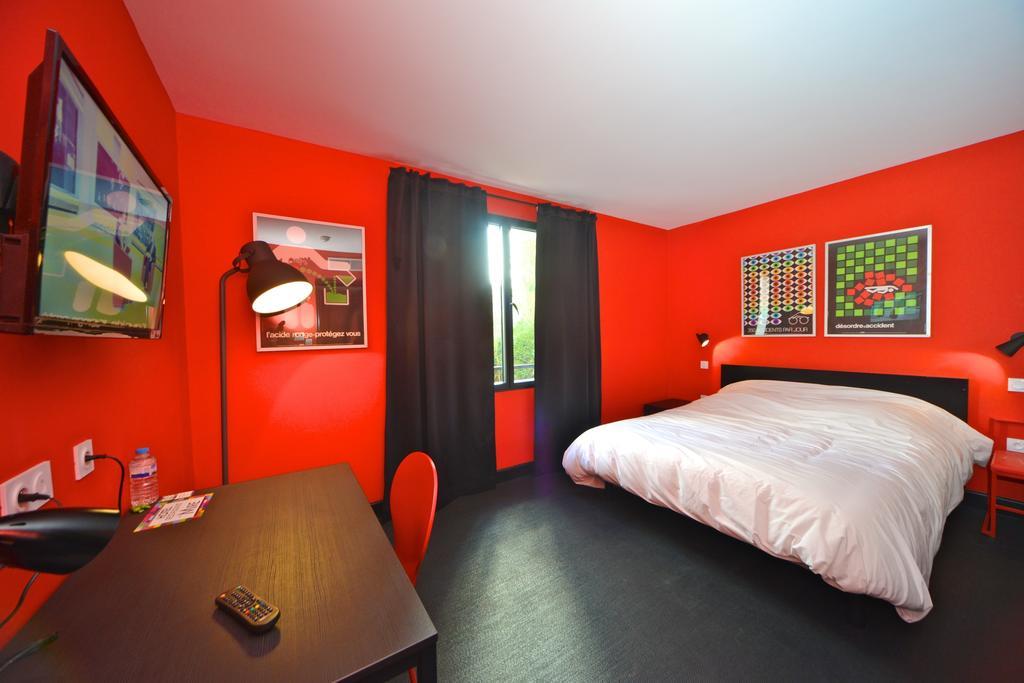 Logis - Hotel Restaurant La Mire Vierzon Oda fotoğraf