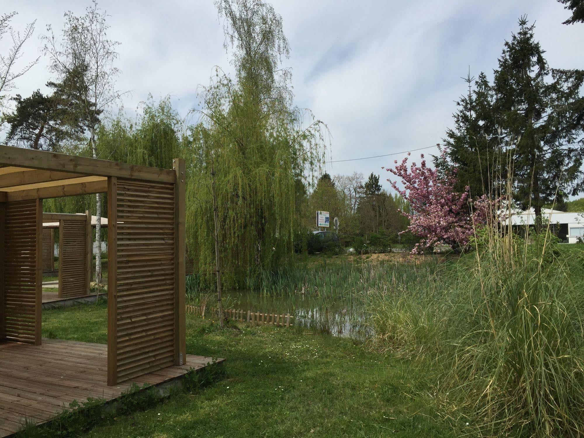 Logis - Hotel Restaurant La Mire Vierzon Dış mekan fotoğraf